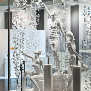 Stracke_Deco_Messe_Figurengruppe-Papierdekoration-Kludi_01.jpg