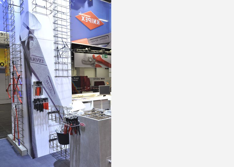 Stracke_Deco_Messe_Dekoration_Practical_World_Knipex_Messestand_Muniereisen.JPG