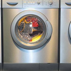 Stracke_Deco_Messe_YKK_Waschmaschine.jpg