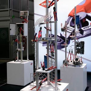 Stracke_Deco_Sonderanfertigung_Display_Knipex.jpg