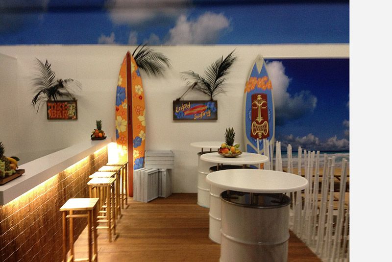 Stracke_Deko_Display_Sonderanfertigung_Holz_Beachschilder.jpg