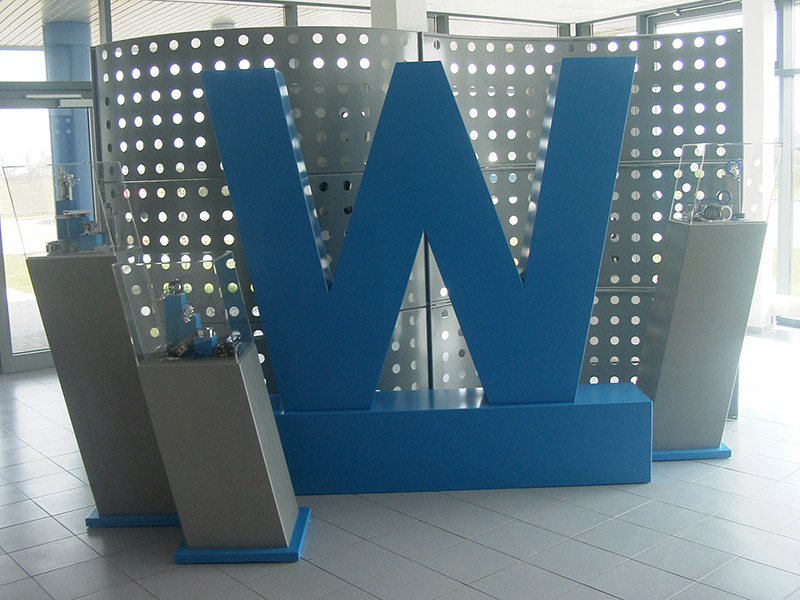 Stracke_Deco_Kulisse_Event_Ausstellung_Sonderanfertigung_Buchstaben_XXL.JPG
