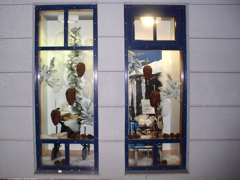 Stracke_Deco_Shop_Retail_Schaufensterdekoration_04.jpg